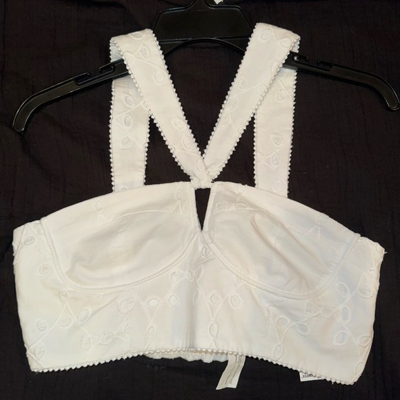 Zara trendy white top - NEVER WORN!! - Picture 2 of 3